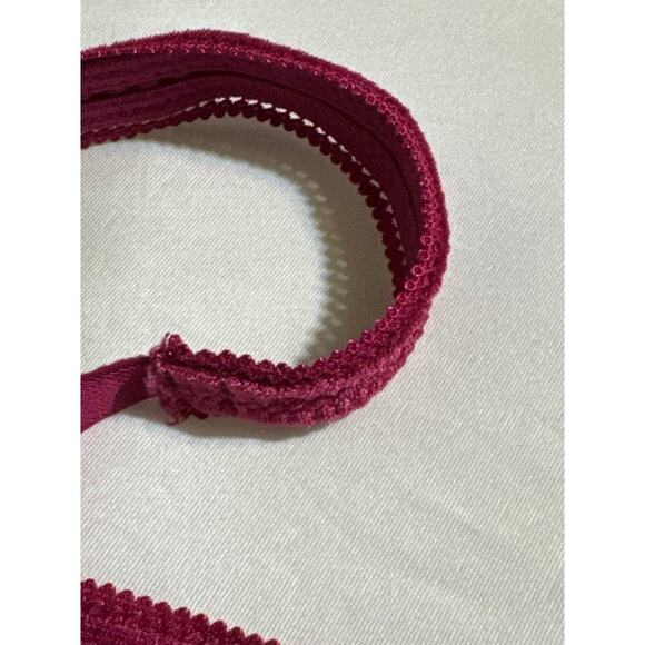 Urban Outfitters Out From Under Anastasia Velvet Balconette Bra Top Medium - Picture 4 of 8